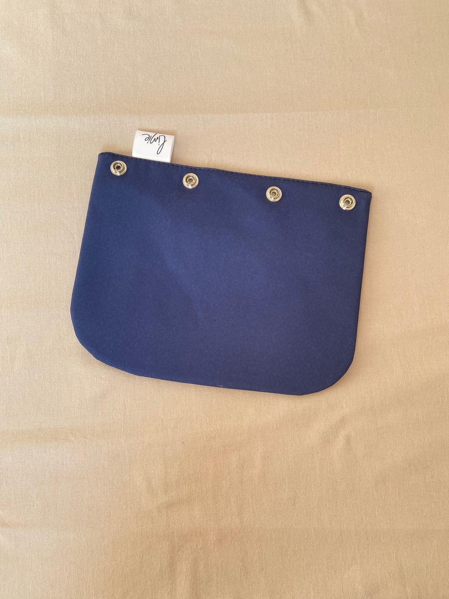 Rabat interchangeable pour sac à dos